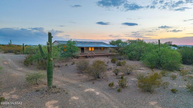 16513 S Kolb Road, Sahuarita, AZ 85629
