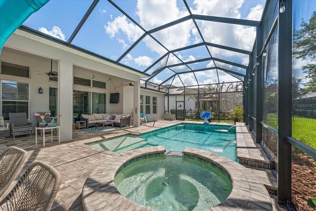 15424 STARLING CROSSING DRIVE, Lithia, FL 33547