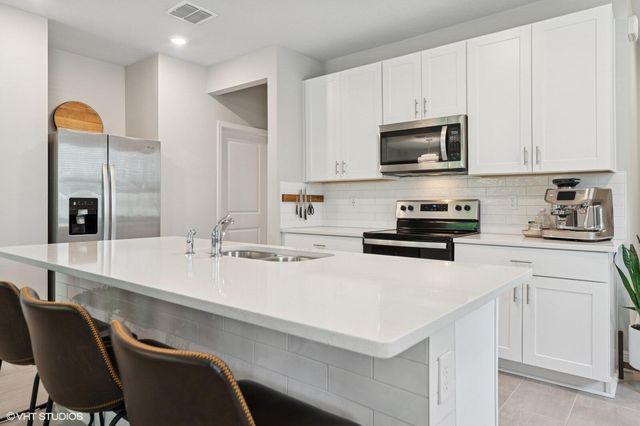 3901 SE Mentmore Lane, Stuart, FL 34997