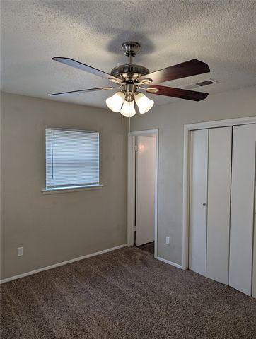 3732 Falcon Drive, Forest Hill, TX 76119