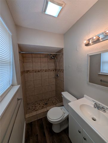 3732 Falcon Drive, Forest Hill, TX 76119