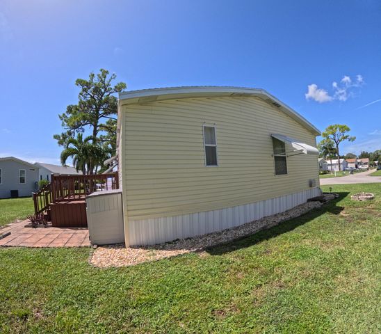 6280 Cypress Lane, Atlantis, FL 33462