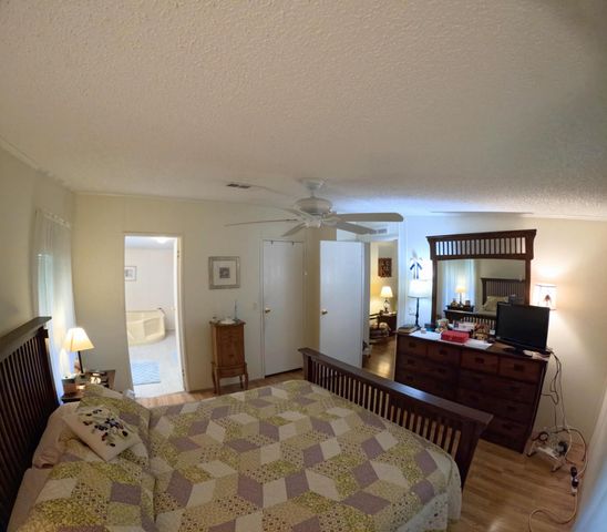 6280 Cypress Lane, Atlantis, FL 33462