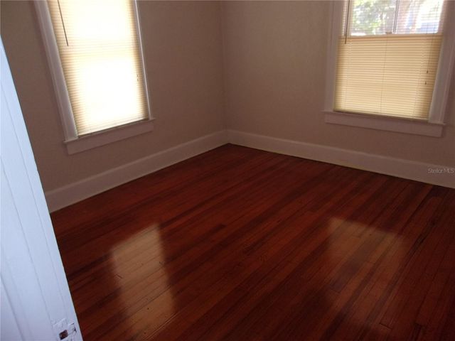 1182 8TH STREET N, St Petersburg, FL 33701