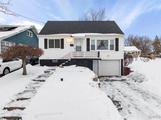 125 1/2 Westview Avenue, Salina, NY 13208