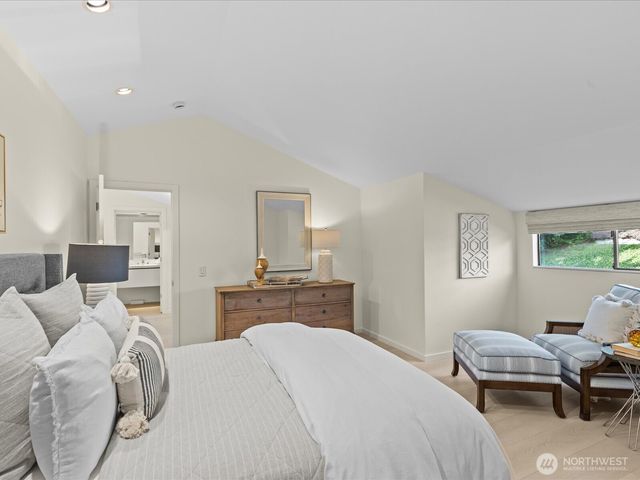 4609 102nd Lane NE, Kirkland, WA 98033