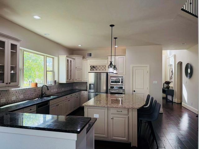 6806 Auburn Sands Drive, Spring, TX 77389