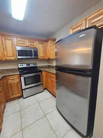 1561 Windorah Way A, West Palm Beach, FL 33411