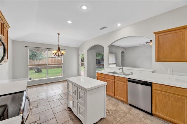 217 Rio Grande Drive, Crandall, TX 75114