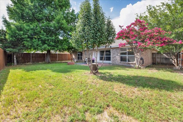 217 Rio Grande Drive, Crandall, TX 75114