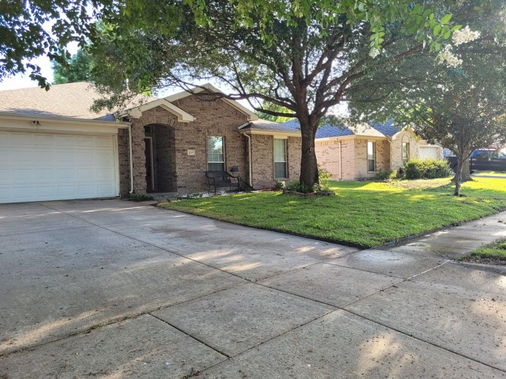 217 Rio Grande Drive, Crandall, TX 75114