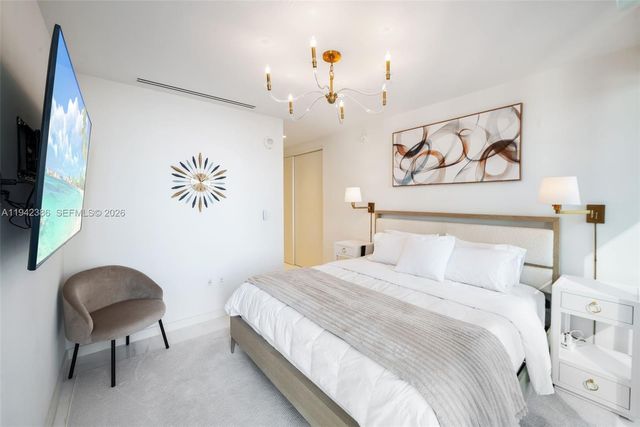 300 S Biscayne Blvd Way 403, Miami, FL 33131