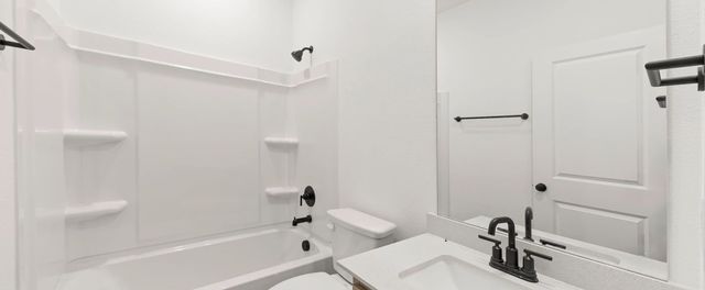 14153 Gallatin Street, Pilot Point, TX 76258