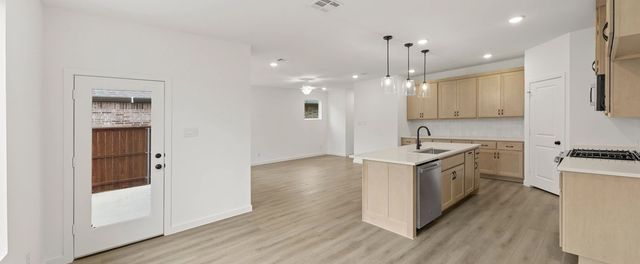 14153 Gallatin Street, Pilot Point, TX 76258