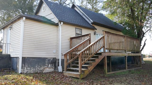 1529 S Jefferson Street, Webb City, MO 64870