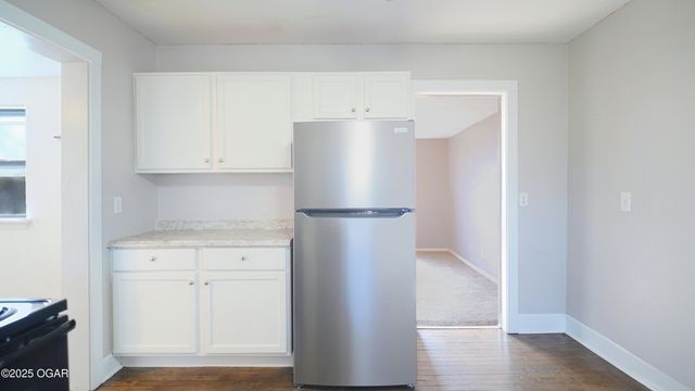 1529 S Jefferson Street, Webb City, MO 64870