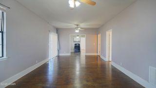 1529 S Jefferson Street, Webb City, MO 64870