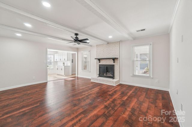 9401 Elvis Drive, Charlotte, NC 28215