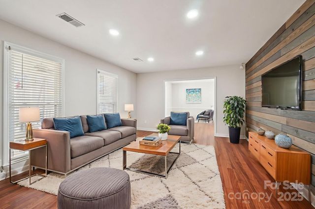 9401 Elvis Drive, Charlotte, NC 28215