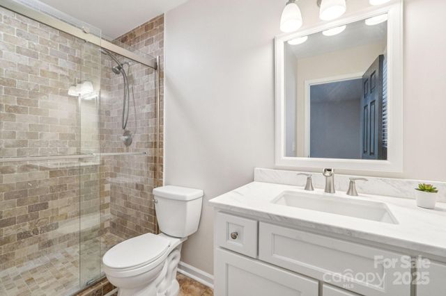 9401 Elvis Drive, Charlotte, NC 28215