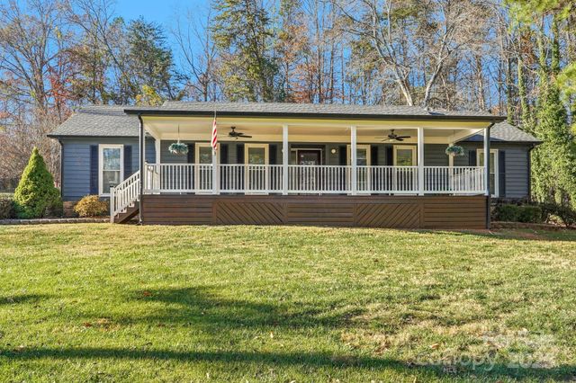 9401 Elvis Drive, Charlotte, NC 28215