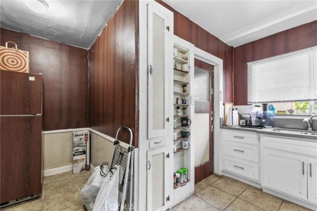 5419 S Harcourt, Los Angeles, CA 90043