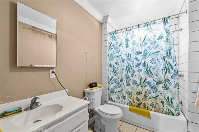 5419 S Harcourt, Los Angeles, CA 90043
