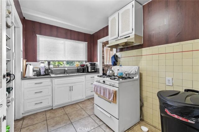5419 S Harcourt, Los Angeles, CA 90043