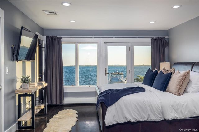 3600 Bertha Drive, Baldwin Harbor, NY 11510