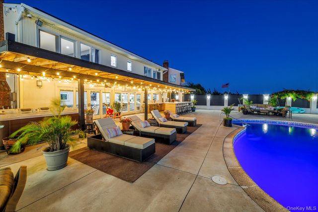 3600 Bertha Drive, Baldwin Harbor, NY 11510