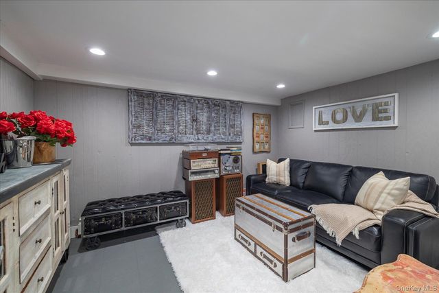 3600 Bertha Drive, Baldwin Harbor, NY 11510