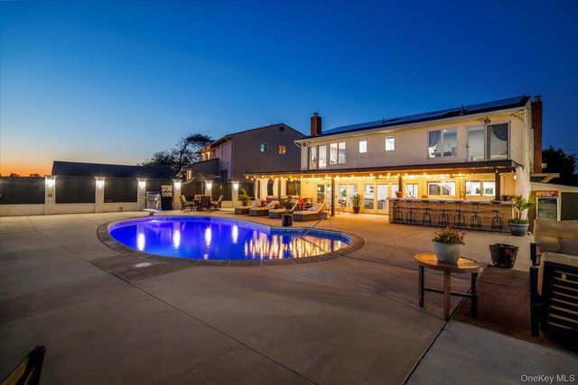 3600 Bertha Drive, Baldwin Harbor, NY 11510