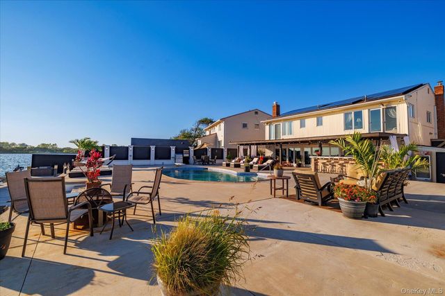 3600 Bertha Drive, Baldwin Harbor, NY 11510