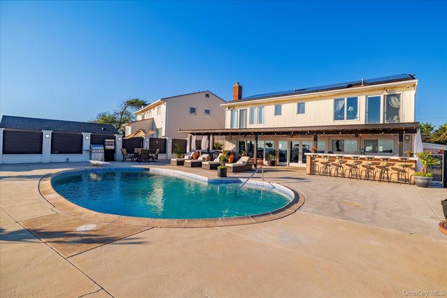 3600 Bertha Drive, Baldwin Harbor, NY 11510