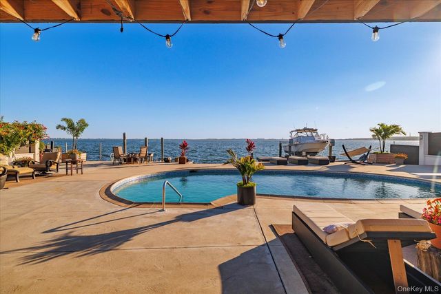 3600 Bertha Drive, Baldwin Harbor, NY 11510