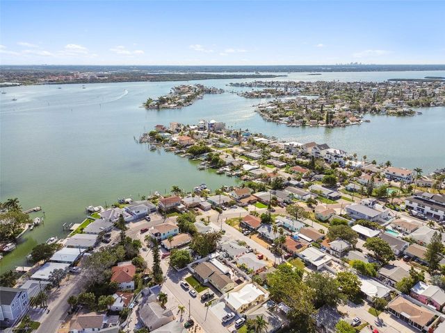 223 148TH AVENUE E, Madeira Beach, FL 33708