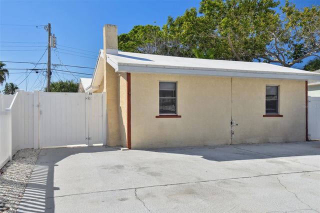 223 148TH AVENUE E, Madeira Beach, FL 33708