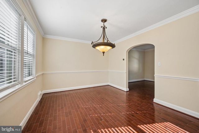 33 BRIARWOOD RD, Catonsville, MD 21228