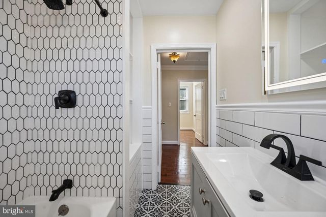 33 BRIARWOOD RD, Catonsville, MD 21228