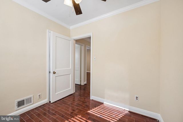 33 BRIARWOOD RD, Catonsville, MD 21228