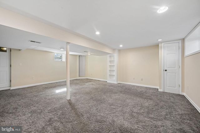 33 BRIARWOOD RD, Catonsville, MD 21228