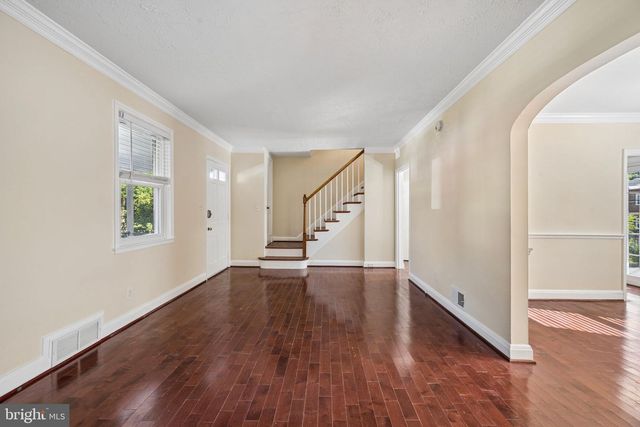 33 BRIARWOOD RD, Catonsville, MD 21228