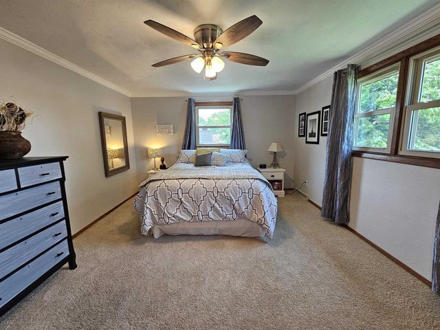 422 S FOX CROFT DRIVE, De Pere, WI 54115