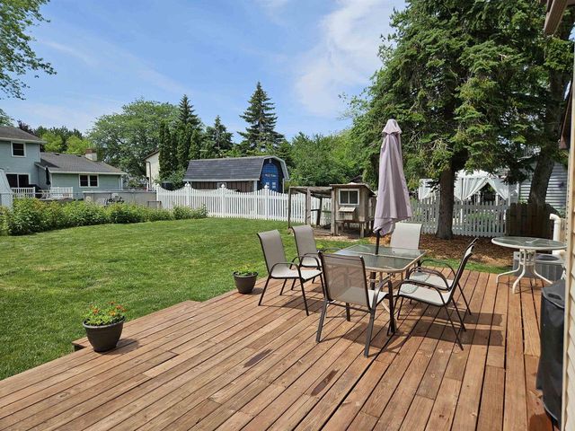 422 S FOX CROFT DRIVE, De Pere, WI 54115