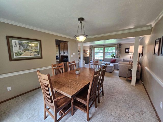 422 S FOX CROFT DRIVE, De Pere, WI 54115