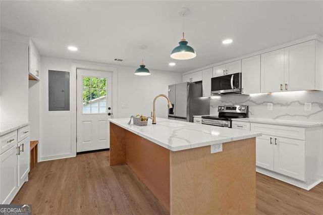 505 Cedar Creek Road, Cartersville, GA 30121