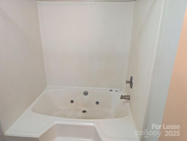 1560 Hunt Club Court, Rock Hill, SC 29732