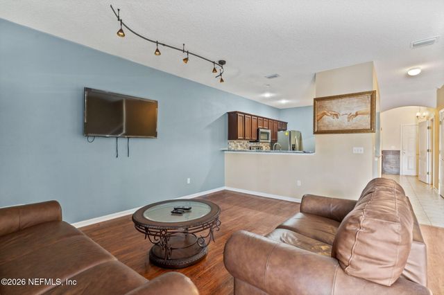 1827 BISCAYNE BAY Circle, Jacksonville, FL 32218