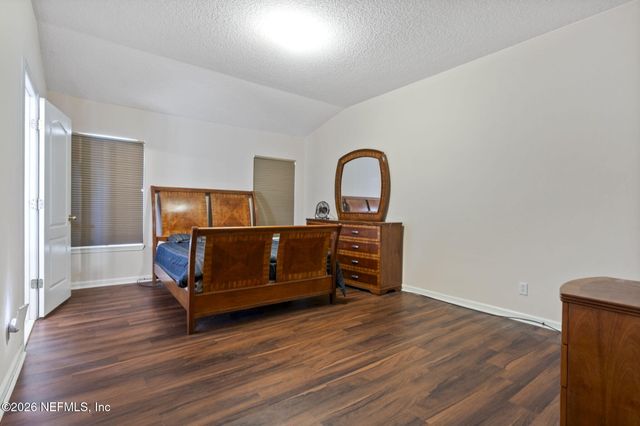 1827 BISCAYNE BAY Circle, Jacksonville, FL 32218