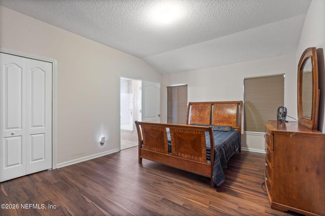 1827 BISCAYNE BAY Circle, Jacksonville, FL 32218